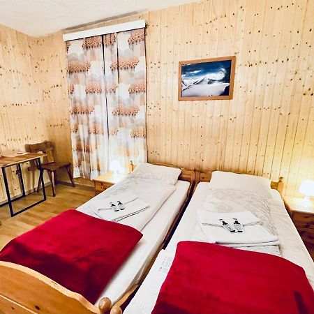 Weisses Roessli Hotel Leukerbad Buitenkant foto