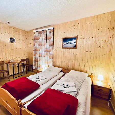 Weisses Roessli Hotel Leukerbad Buitenkant foto