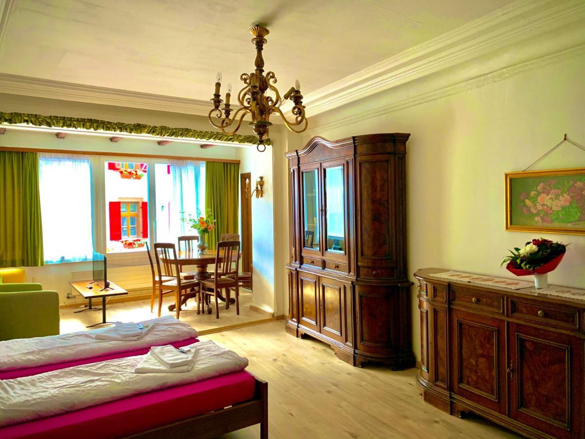 Weisses Roessli Hotel Leukerbad Buitenkant foto